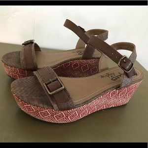 Daytrip platform wedges